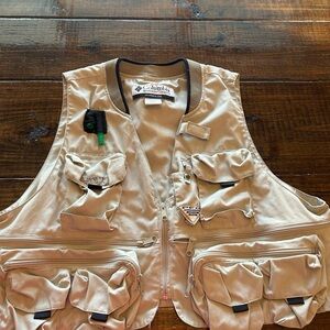 Columbia Tan Mesh-Lined Vest